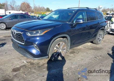2021 Toyota Highlander Xle из США, поврежденный, VIN 5TDHZRBH9MS532690